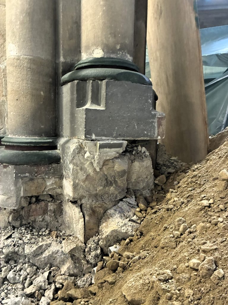 Abbrucharbeiten in der Stuttgarter Kirche St. Maria